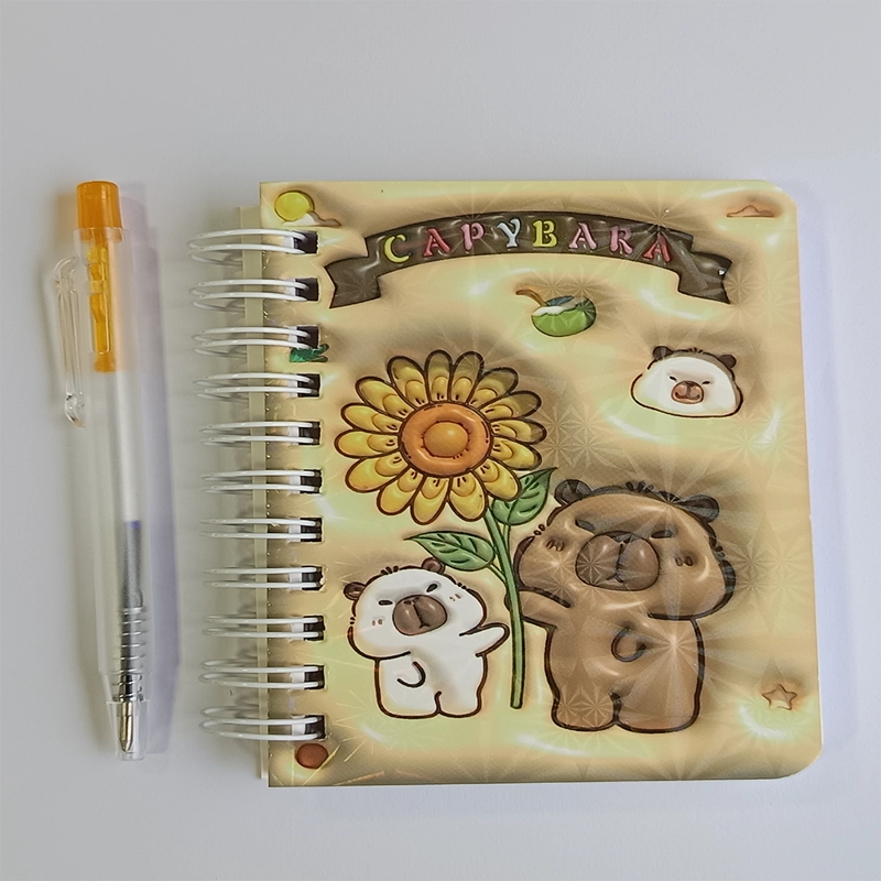 MINI LIBRETA CON DISEÑO DE CAPIBARA ESPIRAL Y LAPIZ 11 X 8 CM - 1