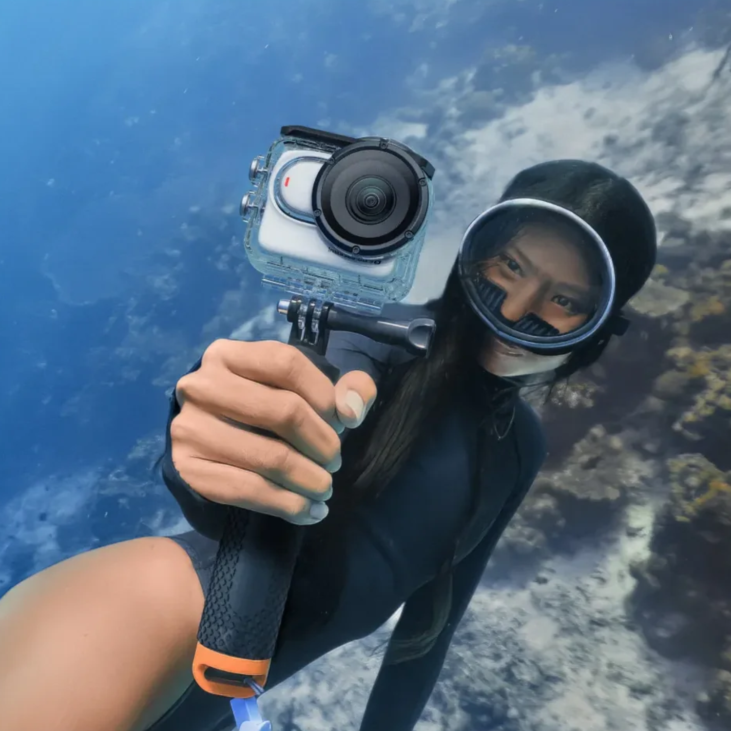 ESTUCHE DE BUCEO INSTA360 - COMPATIBLE CON GO 3 / GO 3S - 6