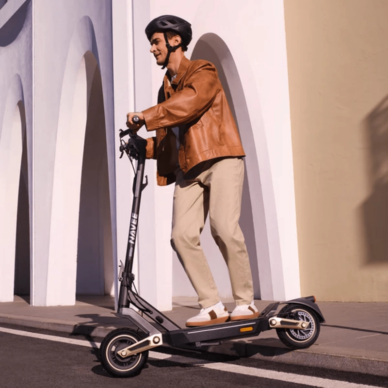 SCOOTER ELECTRICO NAVEE ST3 PRO 1350W NEGRO - 6