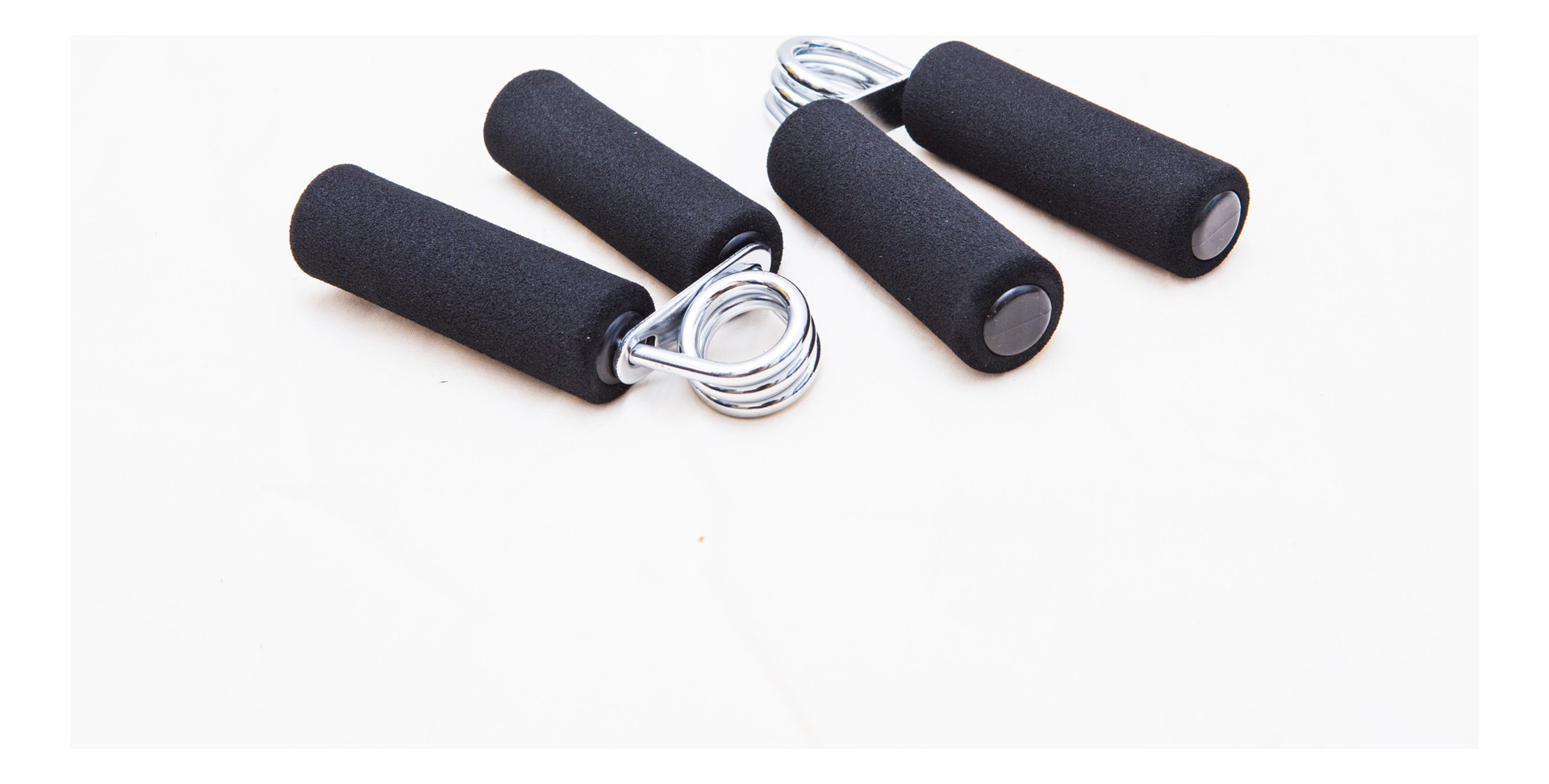 HAND GRIP ATHLETIC COLOR NEGRO - 3