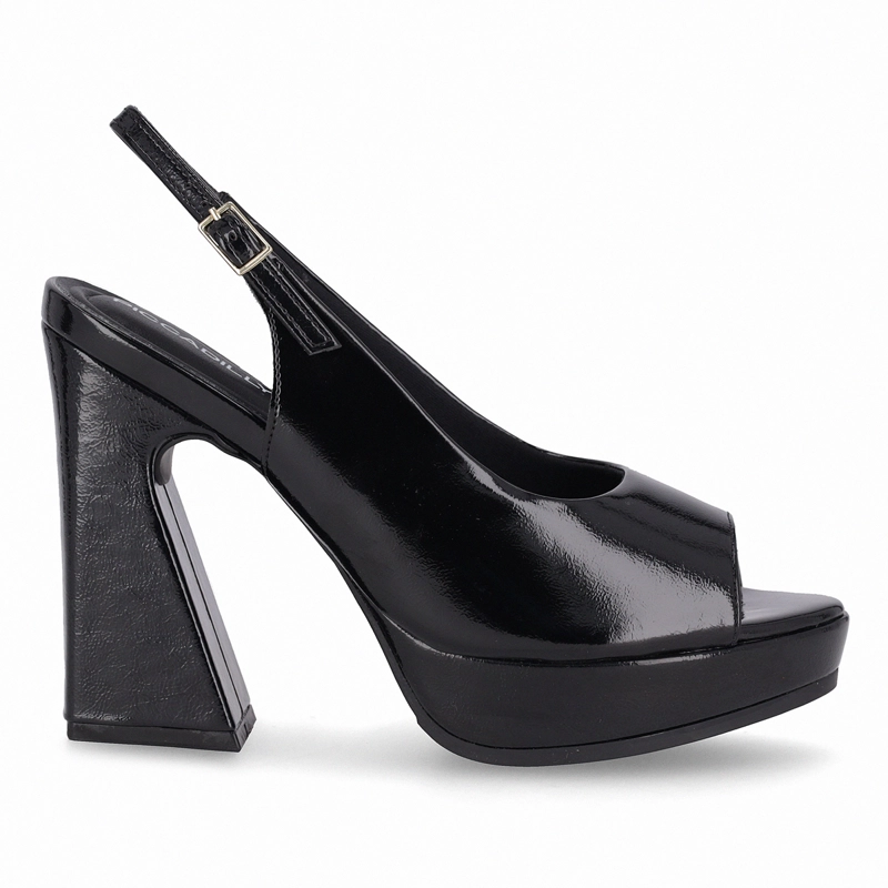 SANDALIA NEGRO/CHAROL MUJER CRISTINE PICCADILLY - 1