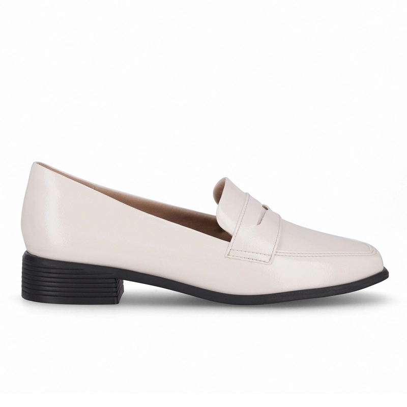 MOCASIN MUJER CREMA/CHAROL GIOVANNA PICCADILLY - 1