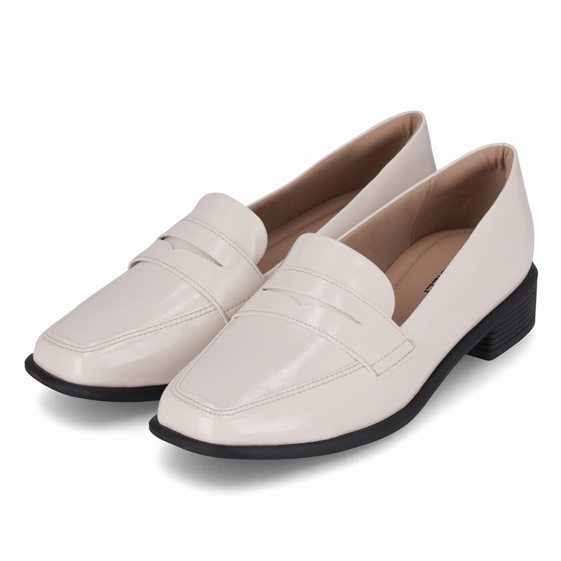 MOCASIN MUJER CREMA/CHAROL GIOVANNA PICCADILLY - 3