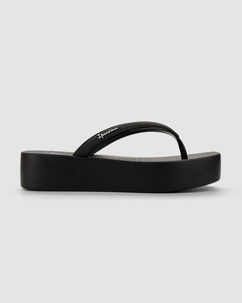 SANDALIA MUJER_ NEGRO PLUMA UP IPANEMA - 1