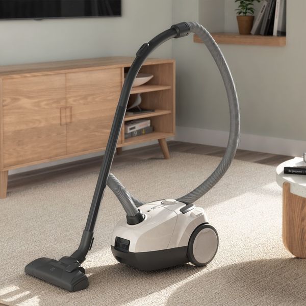 Aspiradora con Bolsa Electrolux 1600W Sonic BGG10 - 4