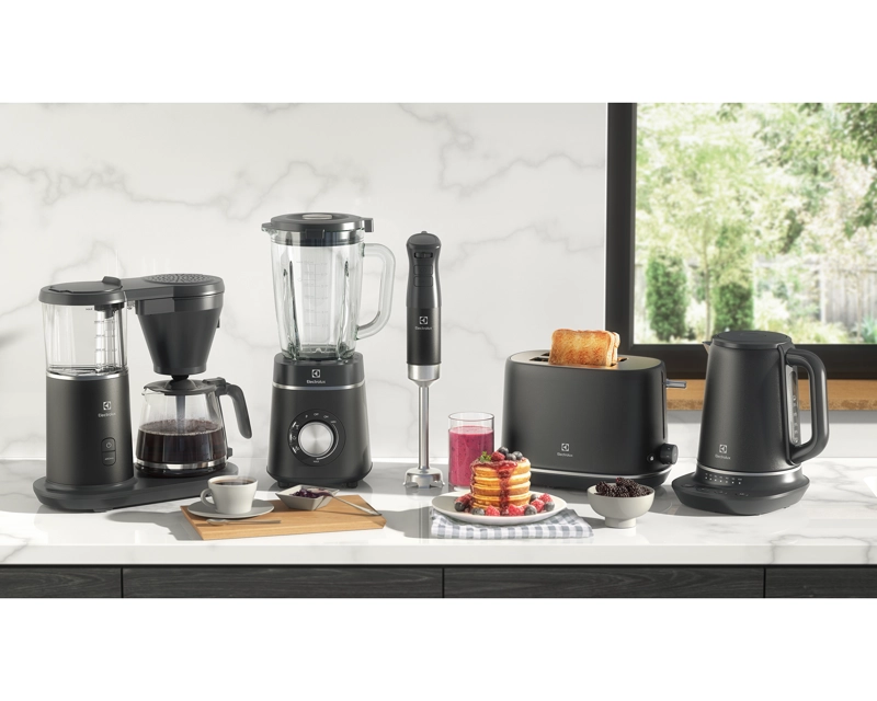 CAFETERA PROGRAMABLE 1,25L JARRA VIDRIO 1600W CMP70 - 11