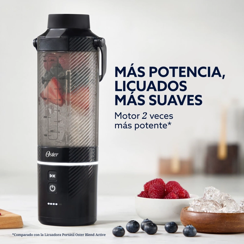 LICUADORA PORTATIL JUGUERA USB GOMAX 590 ML OSTER NEGRA - 2