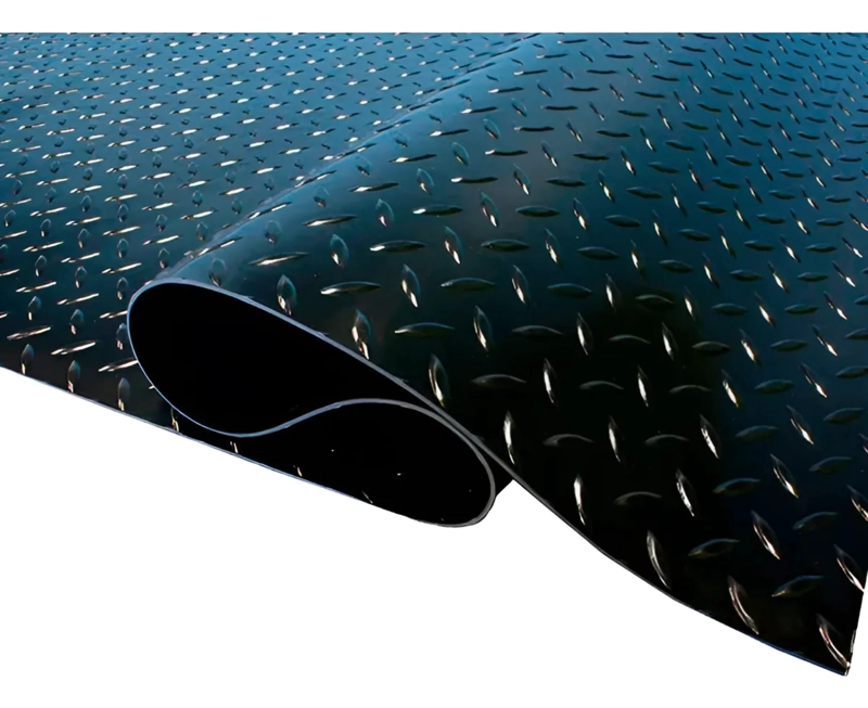PISO GOMA ANTIDESLIZANTE DIAMANTADO NEGRO 1.30X20MTS QRUBBER - 1