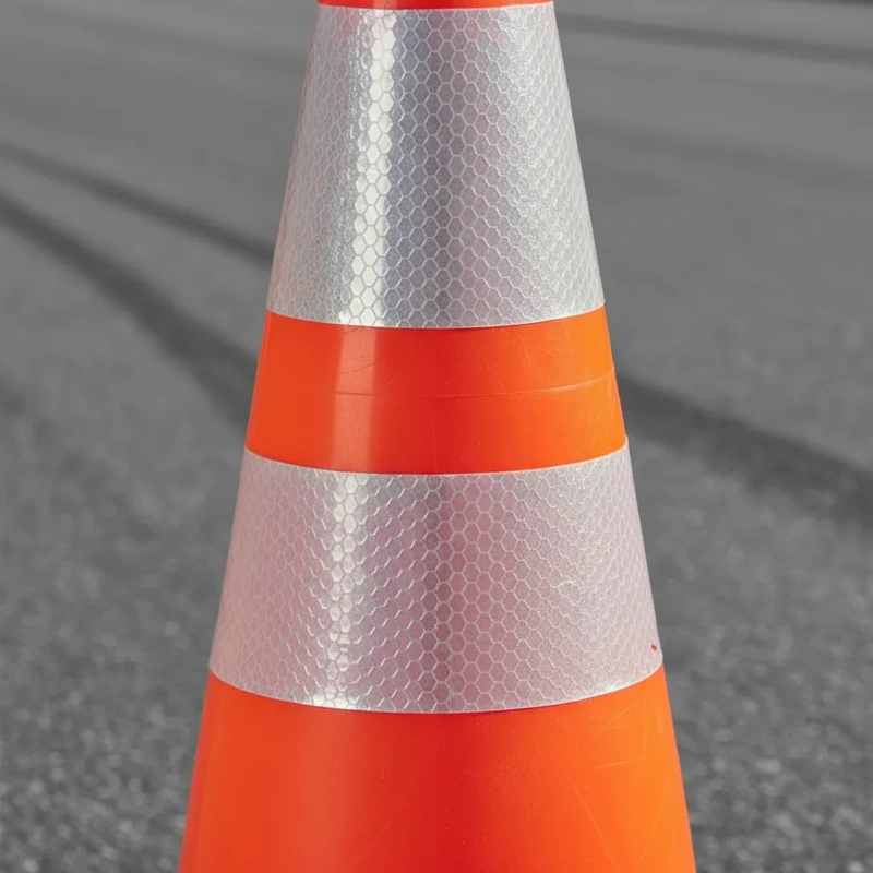 CONO VIAL 70CM 2 CINTAS BASE NORMAL QRUBBER - 3