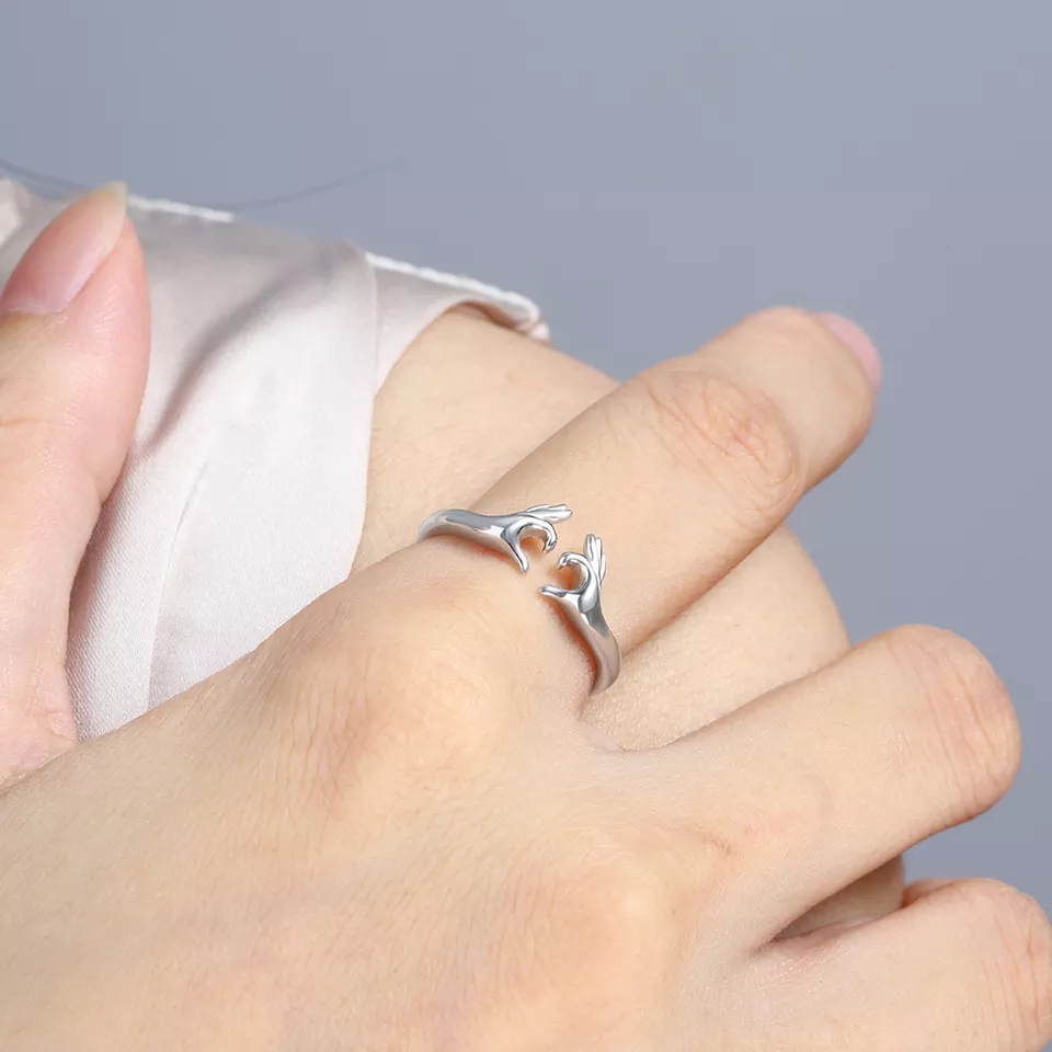 ANILLO VOUSEZ MANOS CORAZÓN AJUSTABLE PLATA 925 - 3