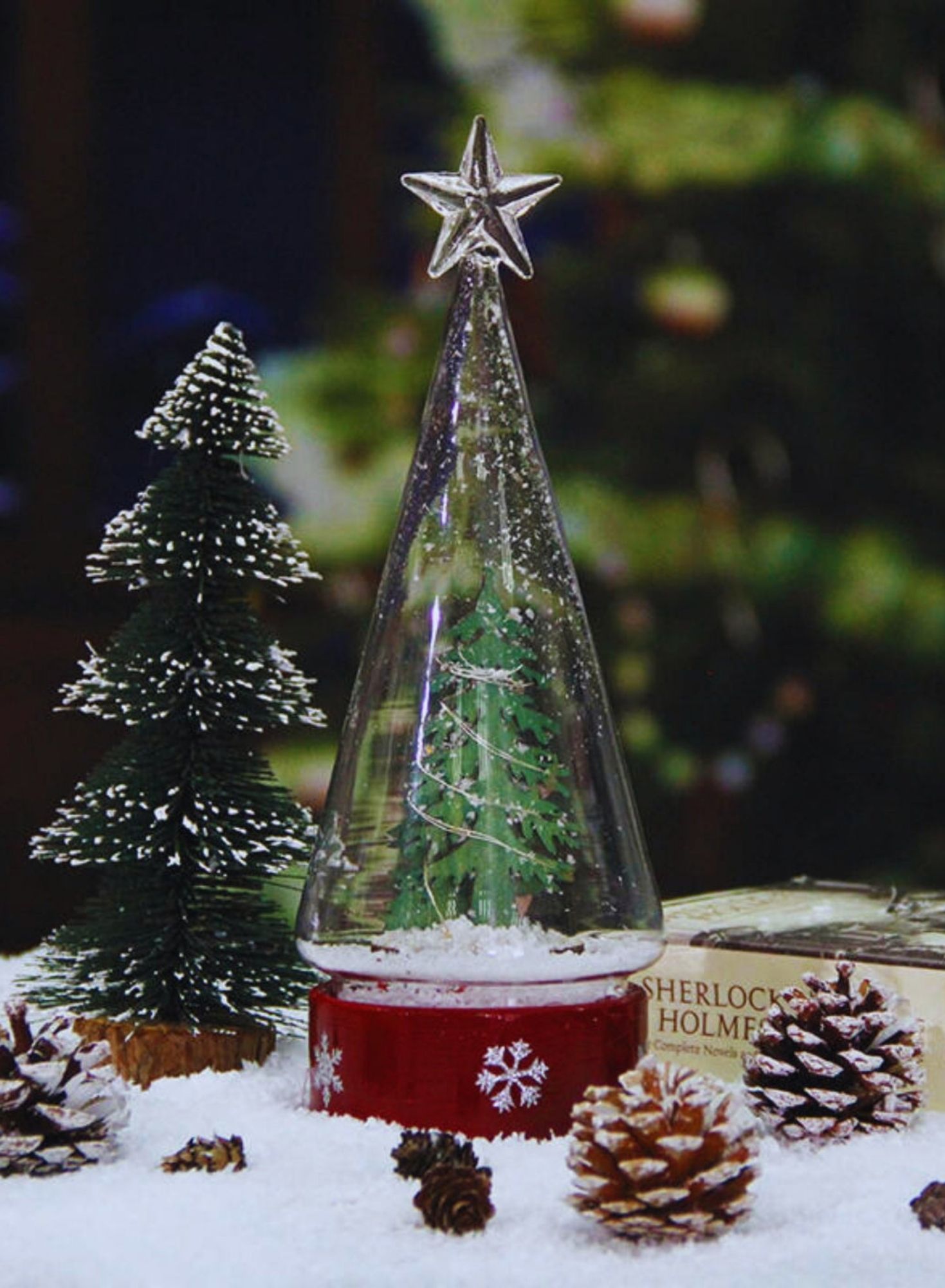 ADORNO NAVIDAD ROJO, LUMINOSO, MUSICAL CON NIEVE EN MOVIMIENTO de 28 cm - 3