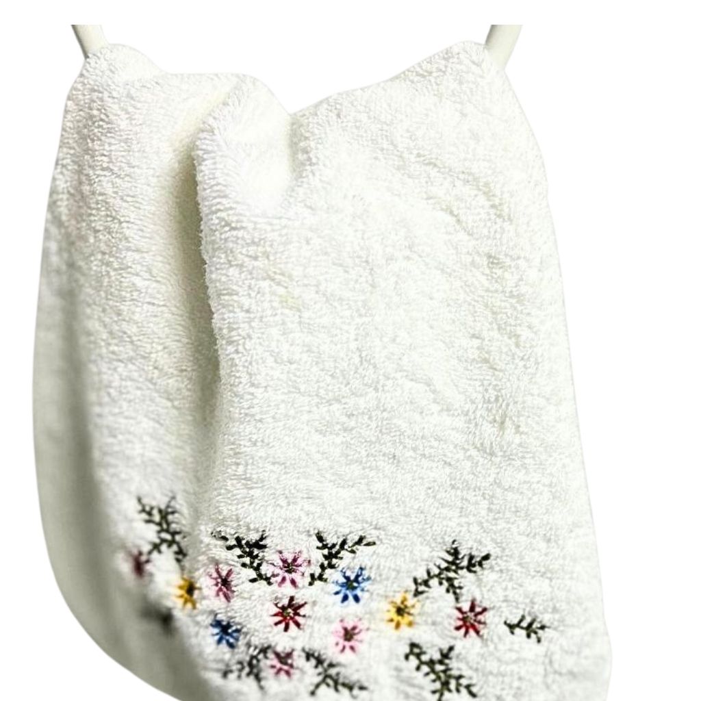 3 TOALLAS ROYAL TOUCH Floral Visita 30 cm x 45 cm Algodón 550 GSM BOHEMIK - 6