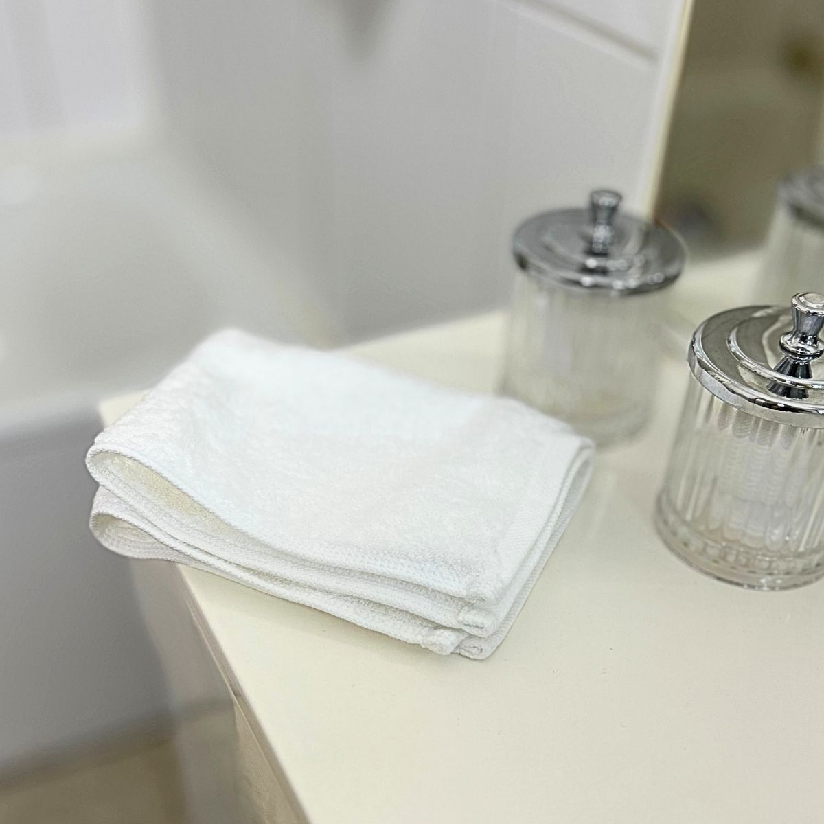 TOALLA ROYAL TOUCH VISITA 30 CM X 45 CM ALGODÓN 550 GSM BOHEMIK - 4