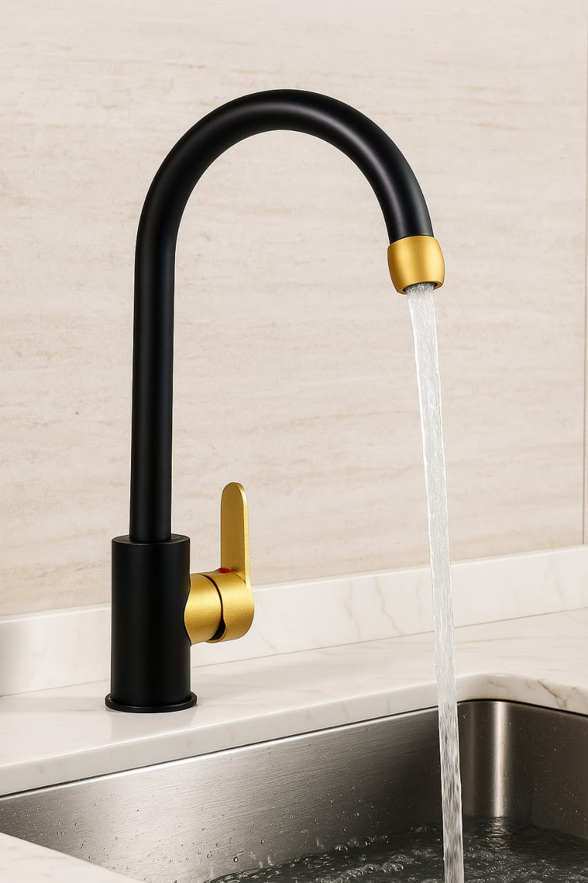 LLAVE COCINA MODERNA NEGRA DETALLE DORADO AGUA FRIA CALIENTE NEGRO MATE - 2
