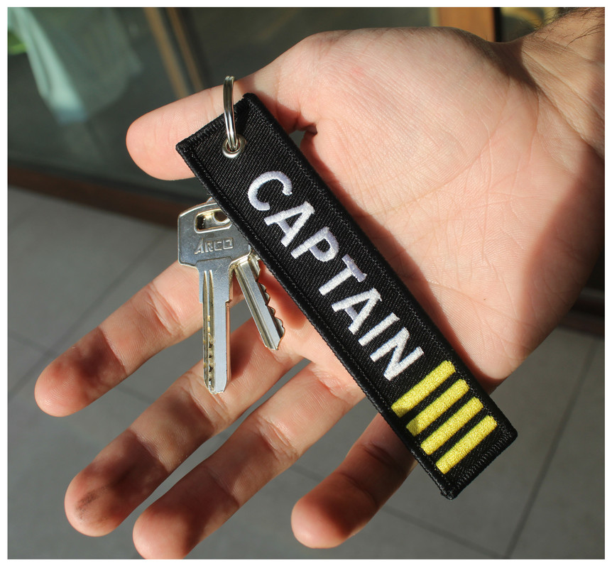LLAVERO COLGANTE MONTREAL CAPTAIN BORDADO HOMBRE REGALOS ACCESORIOS - 5