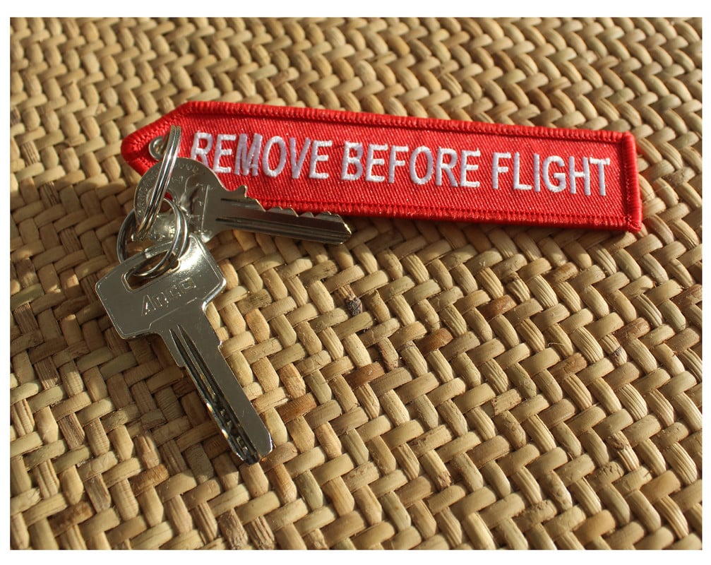 LLAVERO COLGANTE MONTREAL PILOT BORDADO HOMBRE REGALOS ACCESORIOS - 6