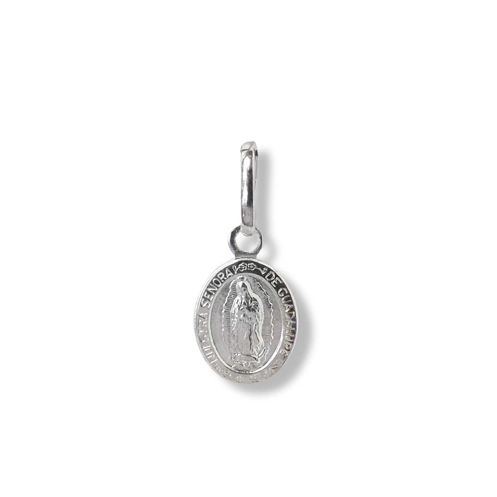 COLGANTE MEDALLA VIRGEN DE GUADALUPE PEQUEÑA 8MM PLATA FINA 925 - 1