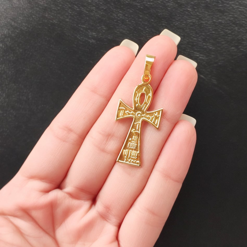 COLGANTE CRUZ SIMBOLOS ENCHAPADO ORO 18K - 2
