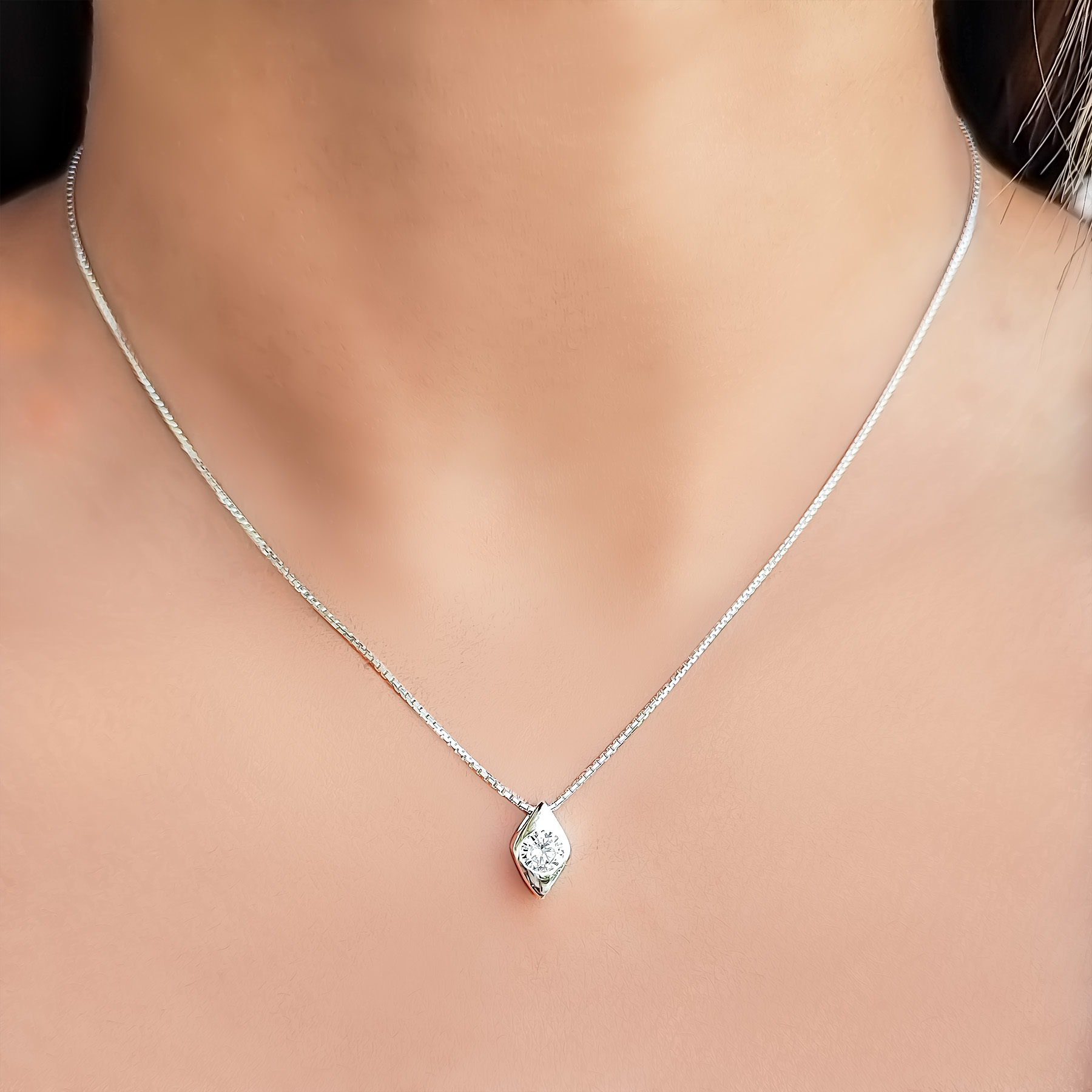 COLLAR ANDREA COGGIOLA JOYAS PLATA FINA 925 ROMBO PUNTO DE LUZ CIRCÓN - 2