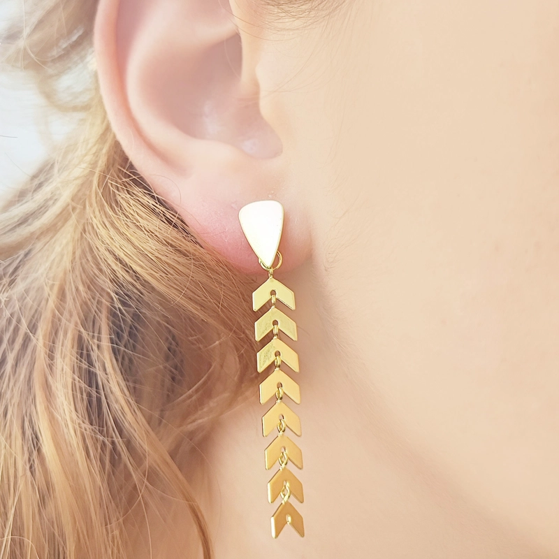 AROS ANDREA COGGIOLA JOYAS FLECHA COLGANTE ENCHAPADO ORO 18K - 3