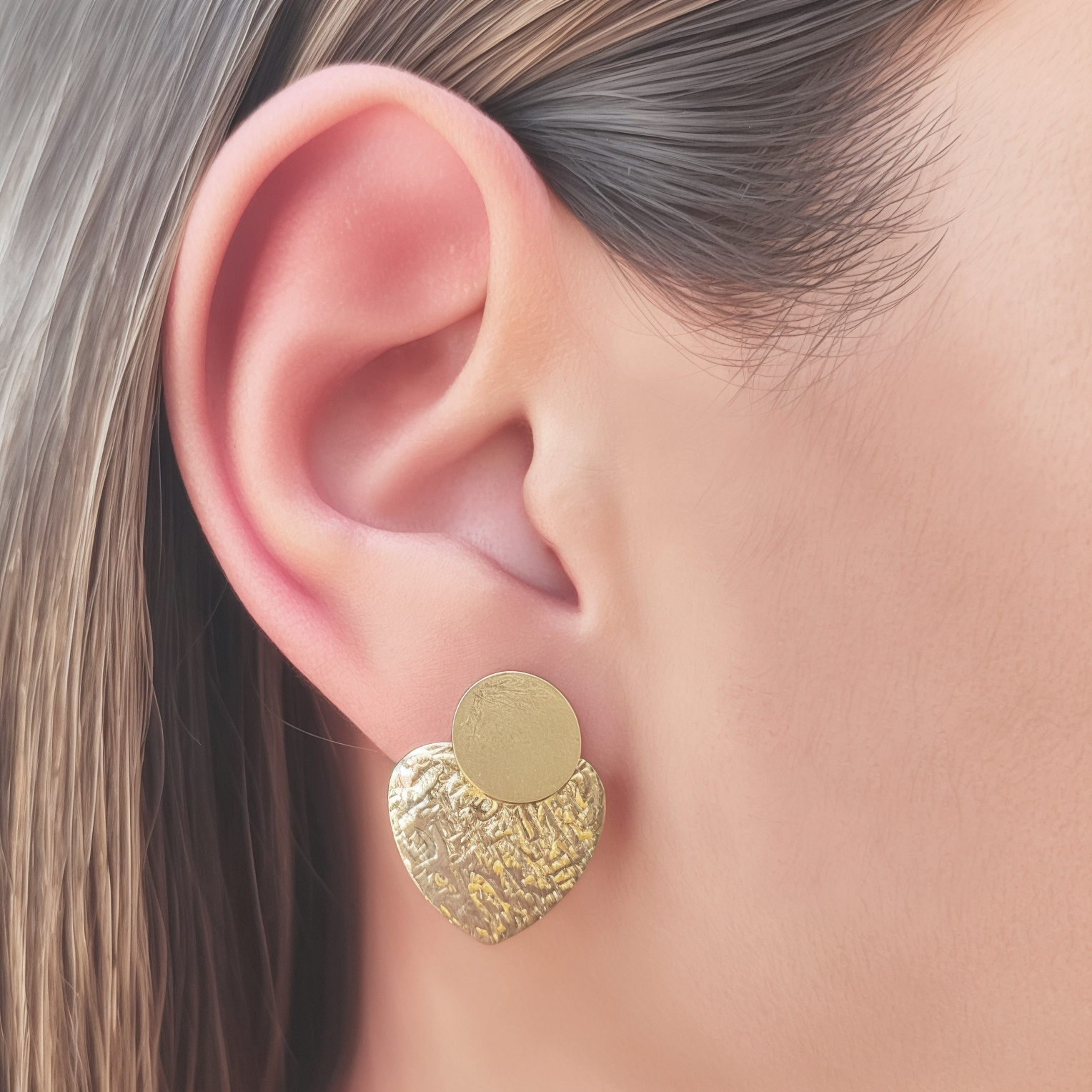 AROS ANDREA COGGIOLA JOYAS MADISON CORAZÓN MARTILLADO ENCHAPADO ORO 18K - 3