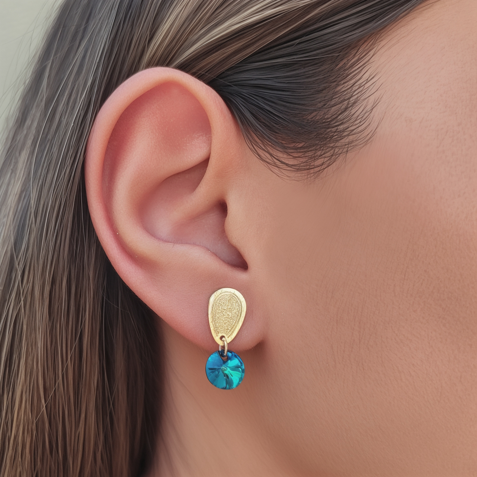 AROS ANDREA COGGIOLA JOYAS ALICE CRISTAL AZÚL BERMUDA ENCHAPADO ORO 18K - 3