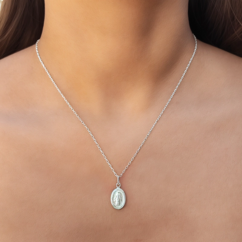COLLAR ANDREA COGGIOLA JOYAS PLATA FINA 925 MEDALLA VIRGEN RAYOS PEQUEÑA - 4