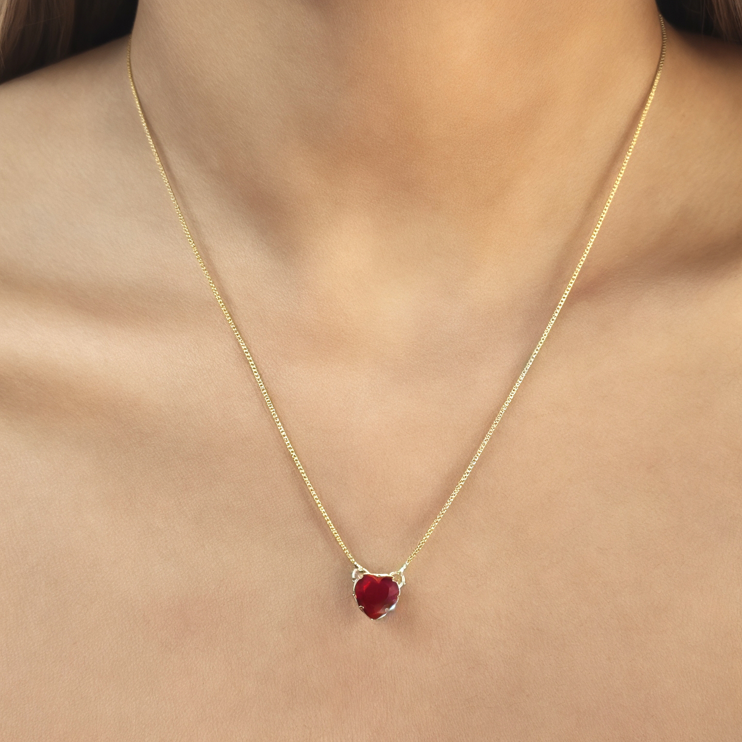COLLAR ANDREA COGGIOLA JOYAS ENCHAPADO ORO 18K CORAZÓN CIRCÓN ROJO - 4