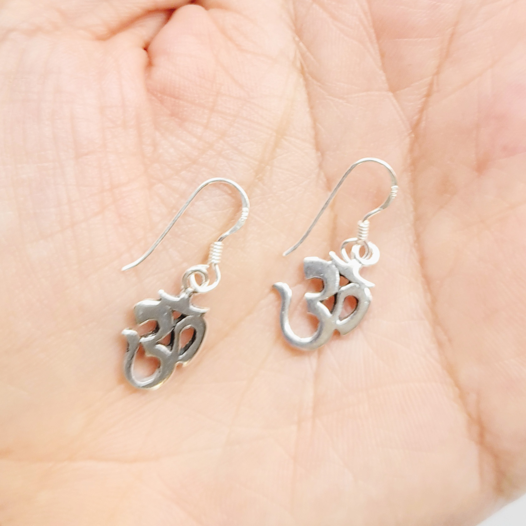 AROS ANDREA COGGIOLA JOYAS OHM COLGANTE GANCHO PLATA FINA 925 ENVEJECIDA - 3