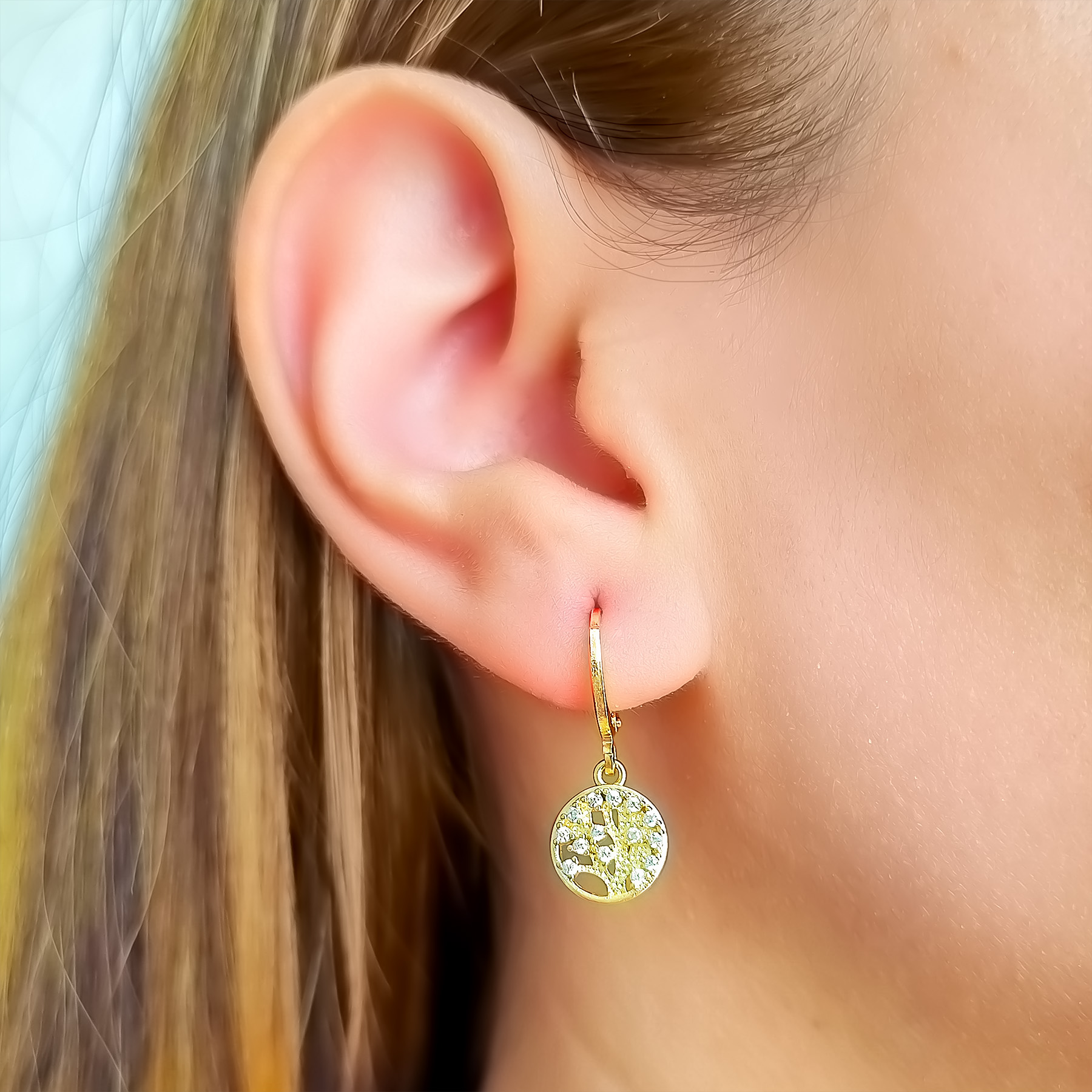 AROS ANDREA COGGIOLA JOYAS ARGOLLA ÁRBOL DE LA VIDA CIRCÓN BLANCO ENCHAPADO ORO 18K - 2
