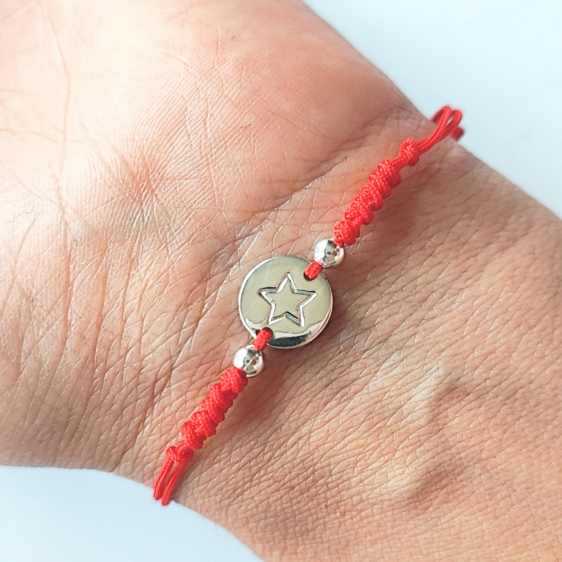 PULSERA ANDREA COGGIOLA JOYAS ESTRELLA CIRCULO PLATA FINA 925 CORDÓN ROJO - 2