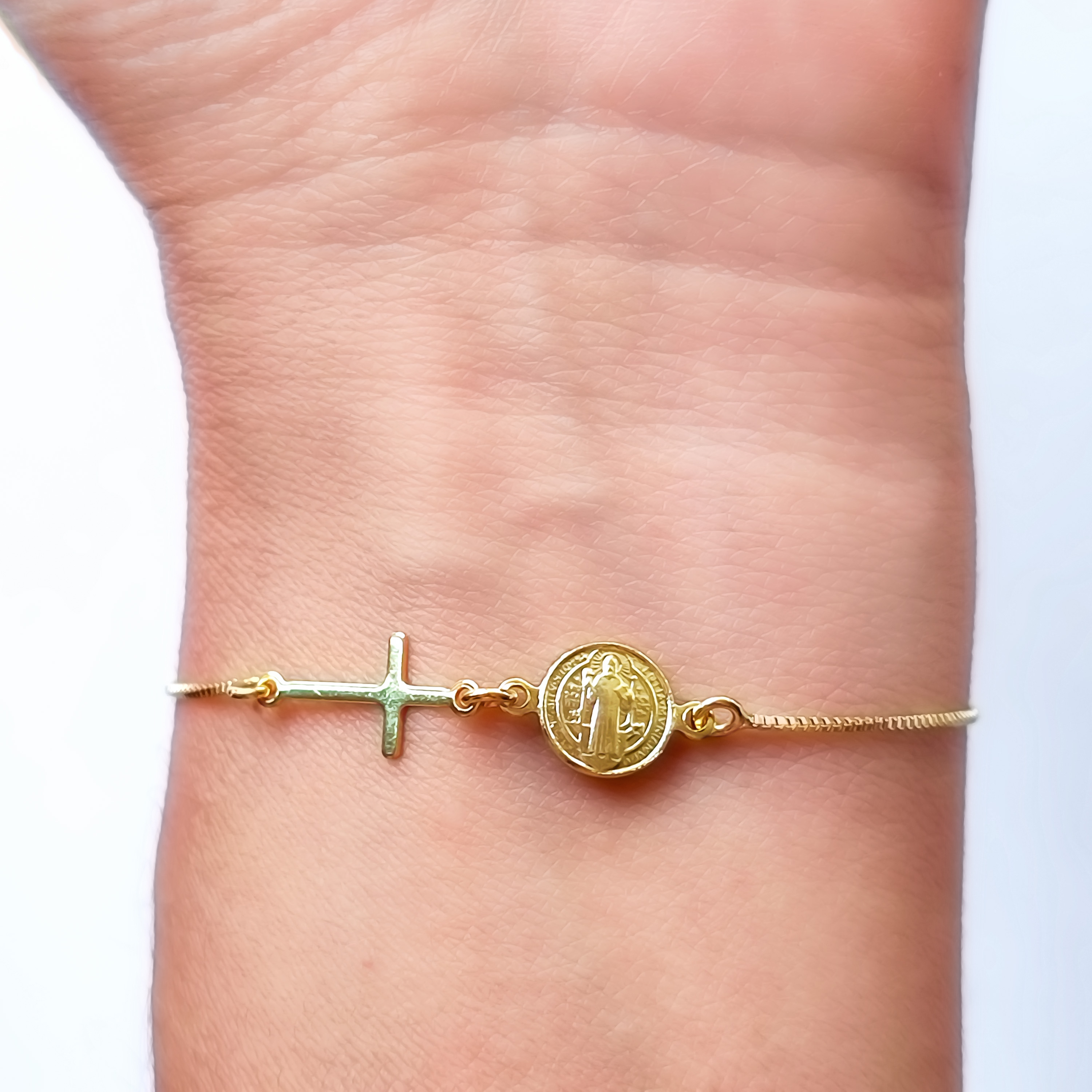 PULSERA MEDALLA SAN BENITO CRUZ NIÑA ENCHAPADA ORO 18K - 4