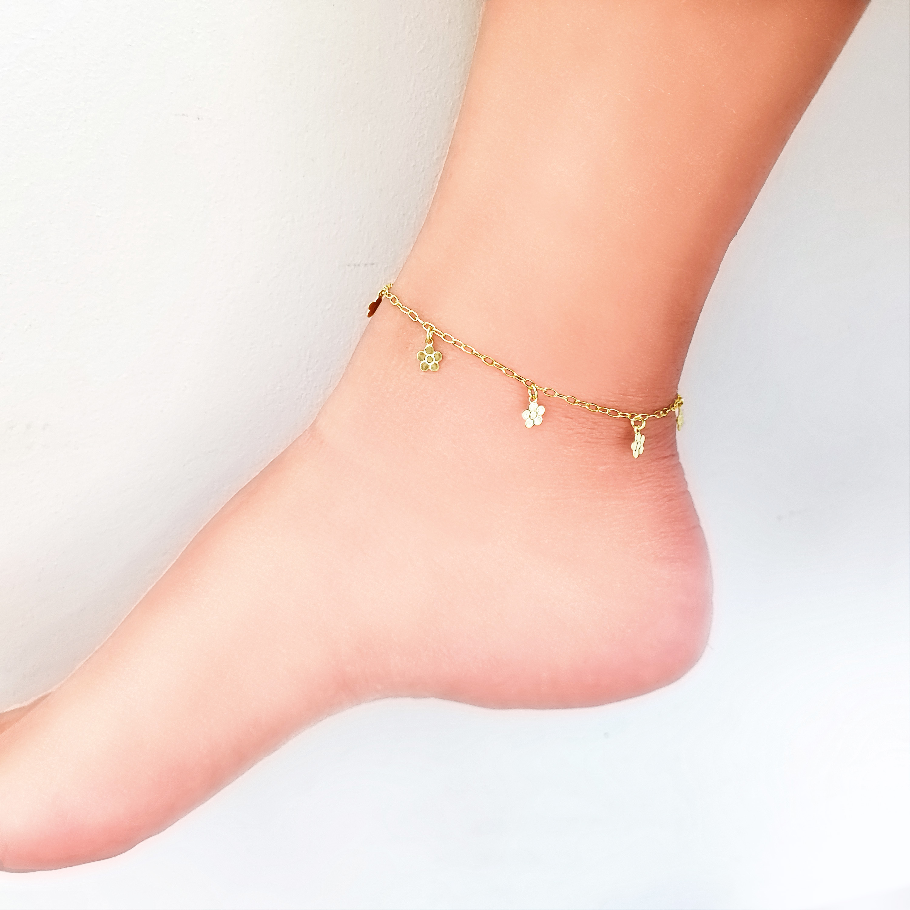 TOBILLERA 5 MARGARITAS ENCHAPADO ORO 18K - 4