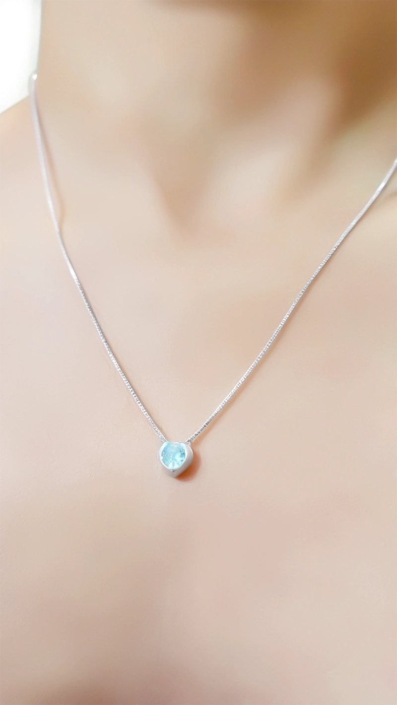 COLLAR CORAZON PUNTO DE LUZ CIRCON REDONDO PLATA FINA 925 - 6