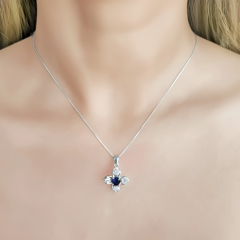 COLLAR TRÉBOL CIRCÓN AZUL EN COLOR BLANCO PLATA FINA 925 - 3