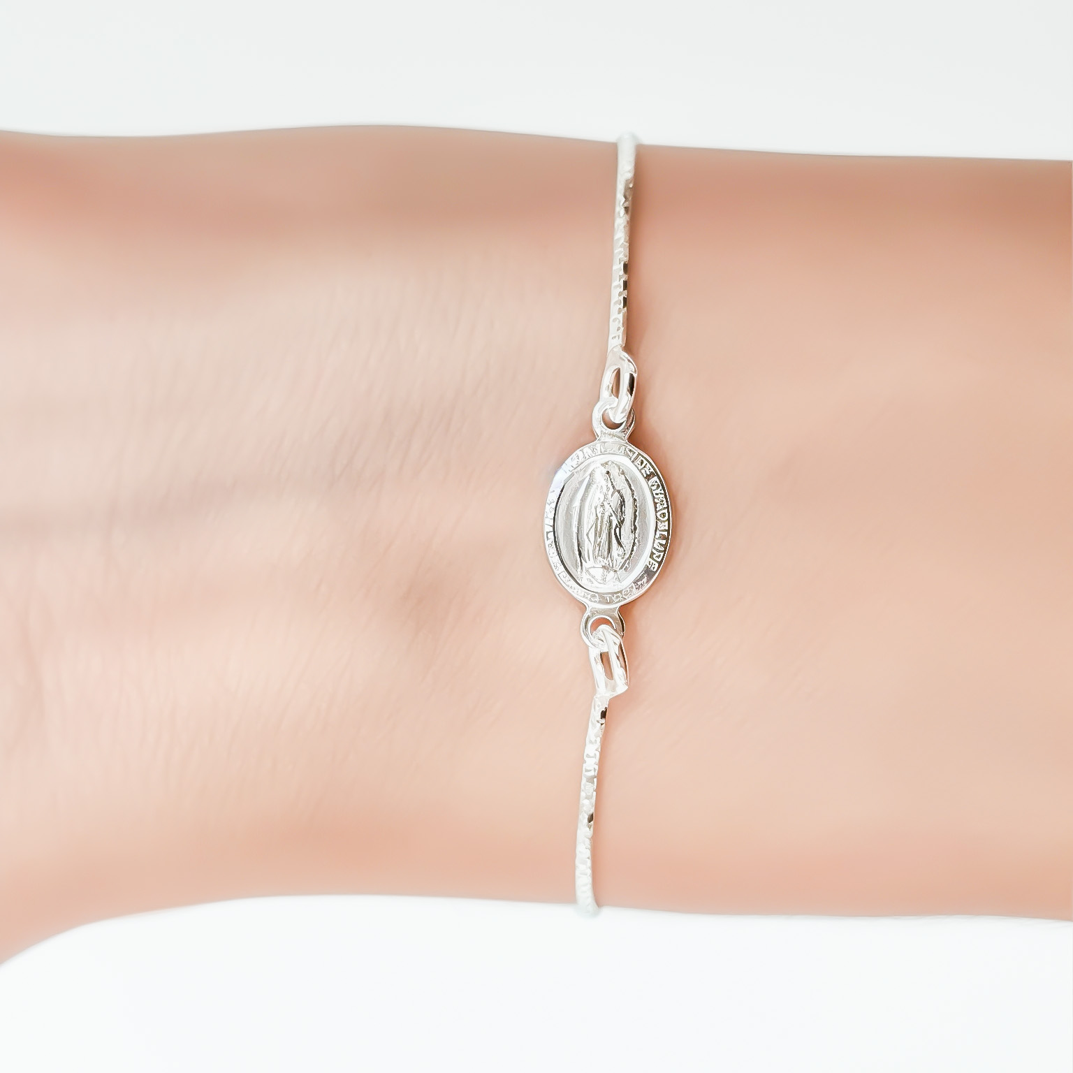 PULSERA MEDALLA VIRGEN DE GUADALUPE BORDE PLATA FINA 925 - 3