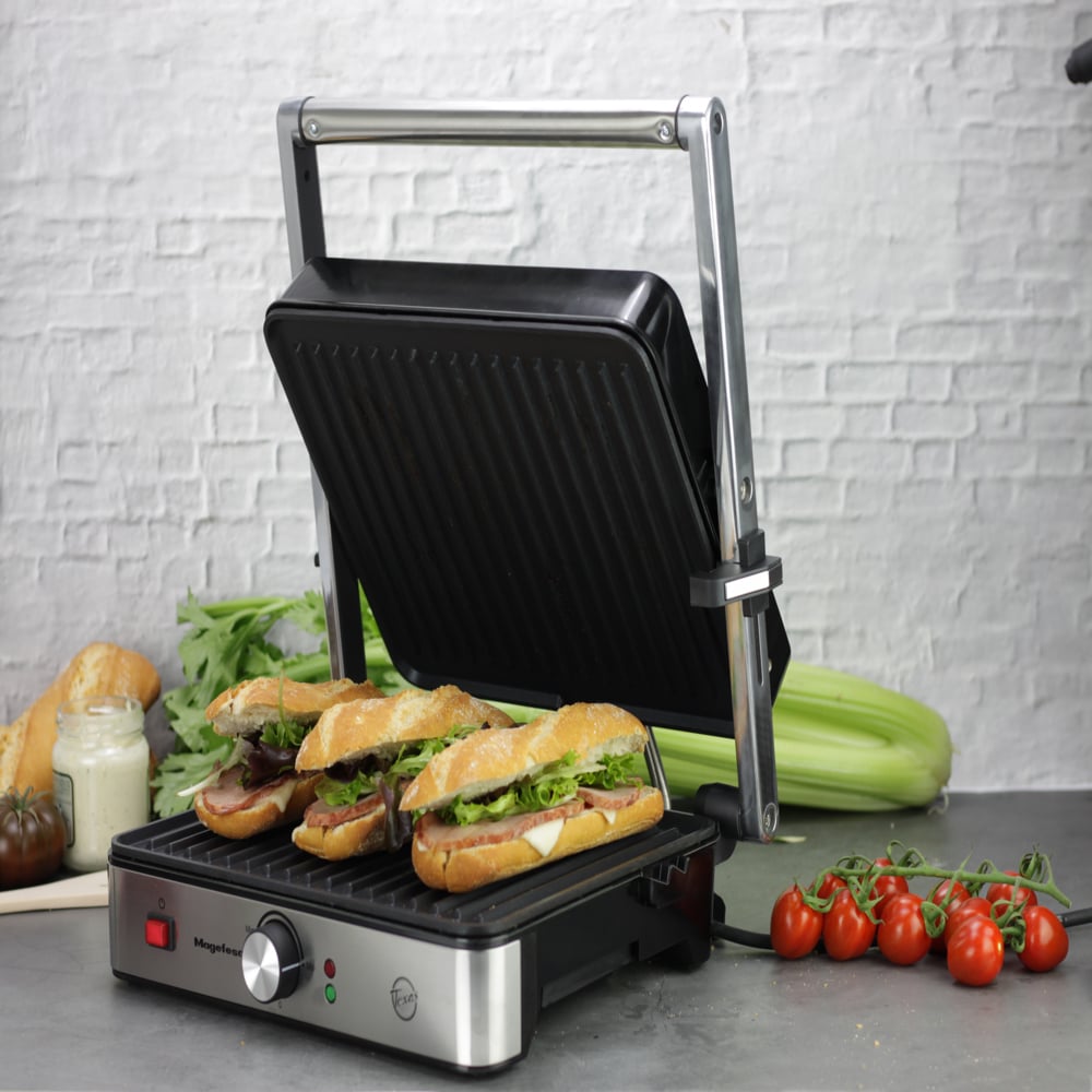 SANDWICHERA MAGEFESA PARILLA GRILL TEXAS MGF4635 CAPACIDAD 4 - 6