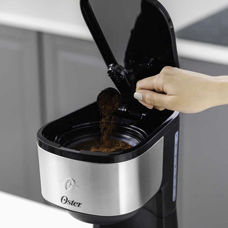 EN COLOR CAFETERA PROGRAMABLE OSTER 8 TAZAS EN ACERO INOXIDABLE BVSTDC10SS - 2