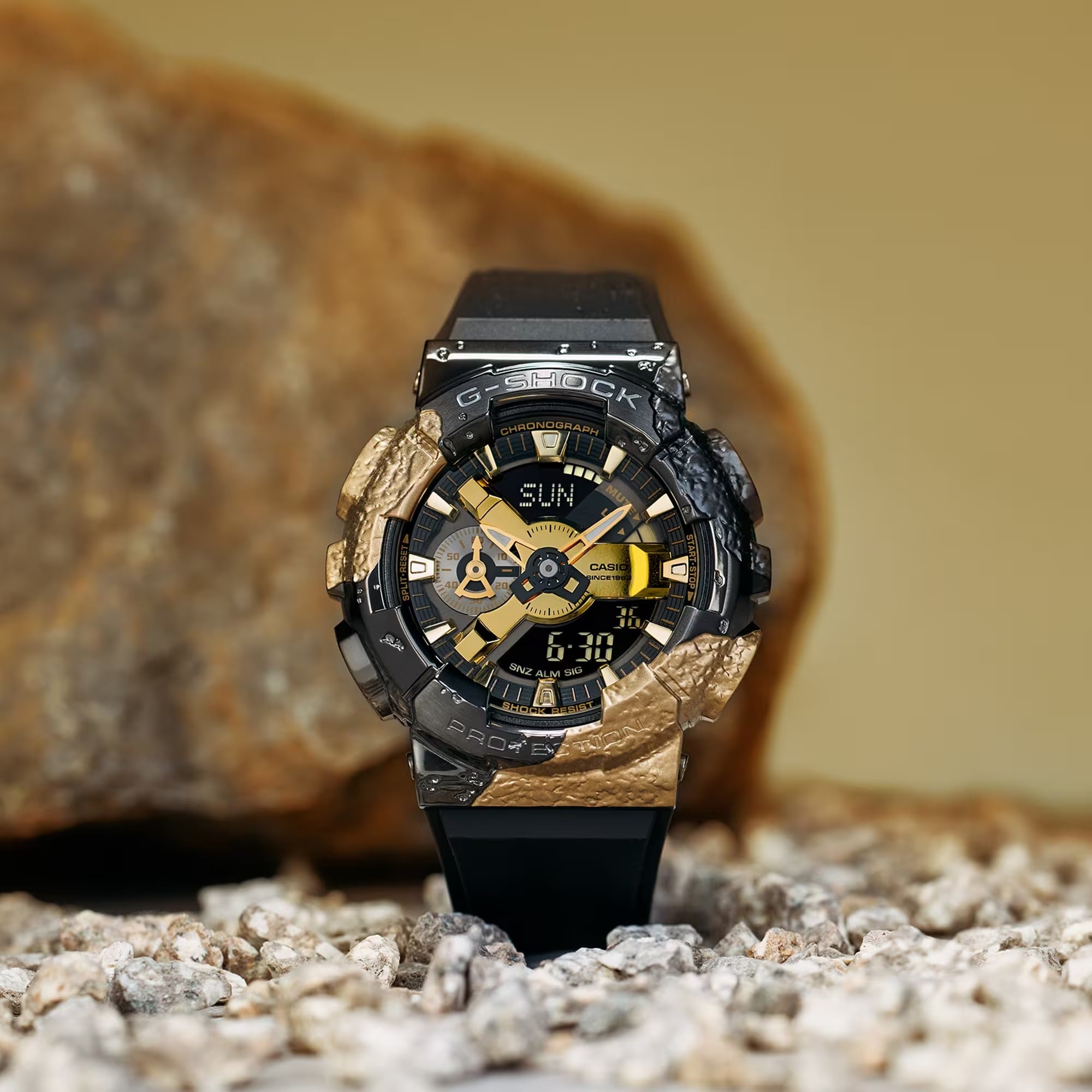 RELOJ G-SHOCK HOMBRE GM-114GEM-1A9DR - 3