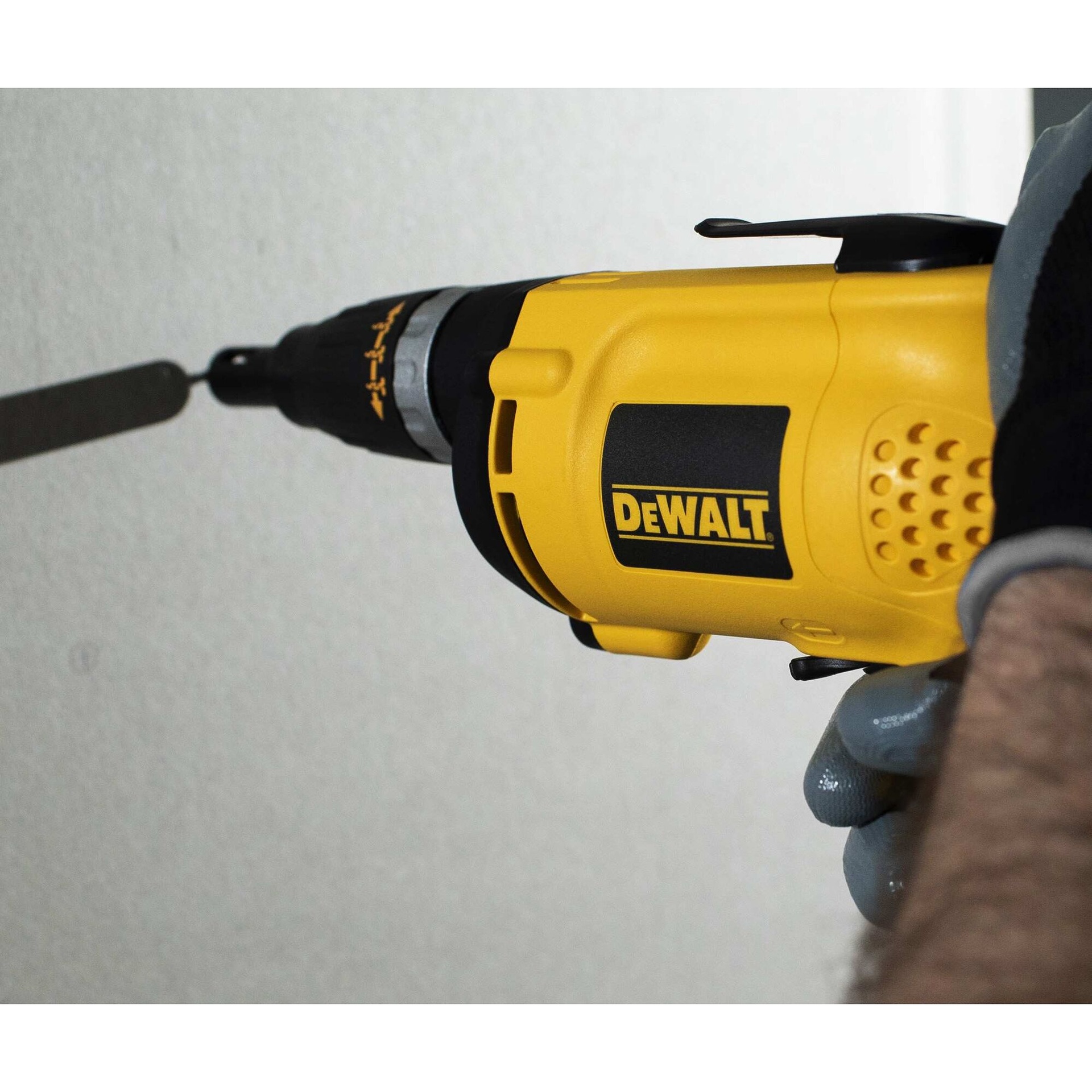 ATORNILLADOR DEWALT MODEL DW255 540W - 4