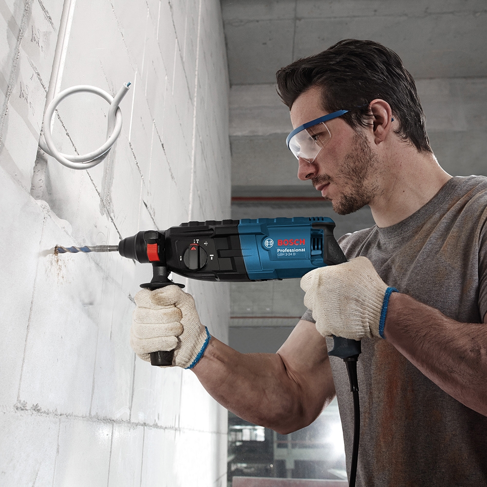 MARTILLO PERFORADOR CON SDS PLUS BOSCH MODEL GBH 2-24 D 820W - 5