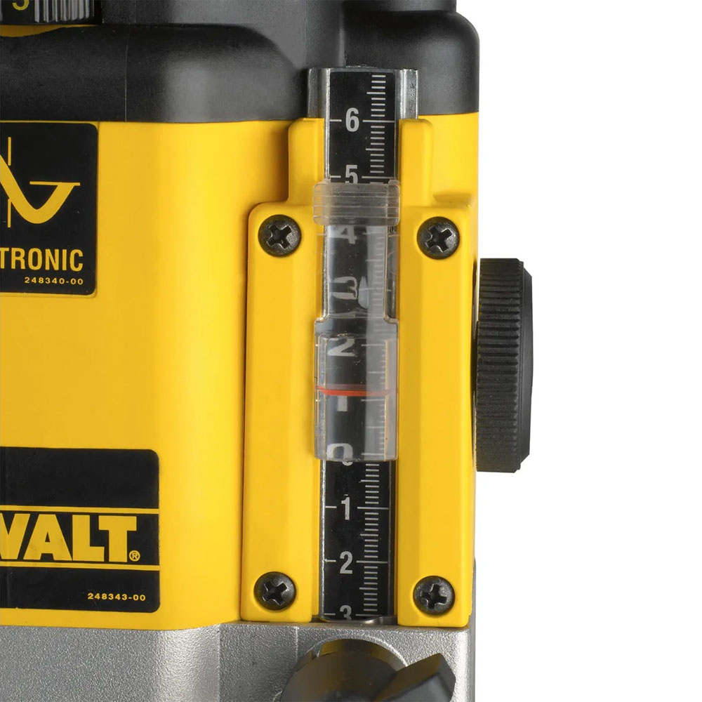 REBAJADOR DE BASE DEWALT DWE625-B2 2300W + ACC - 3