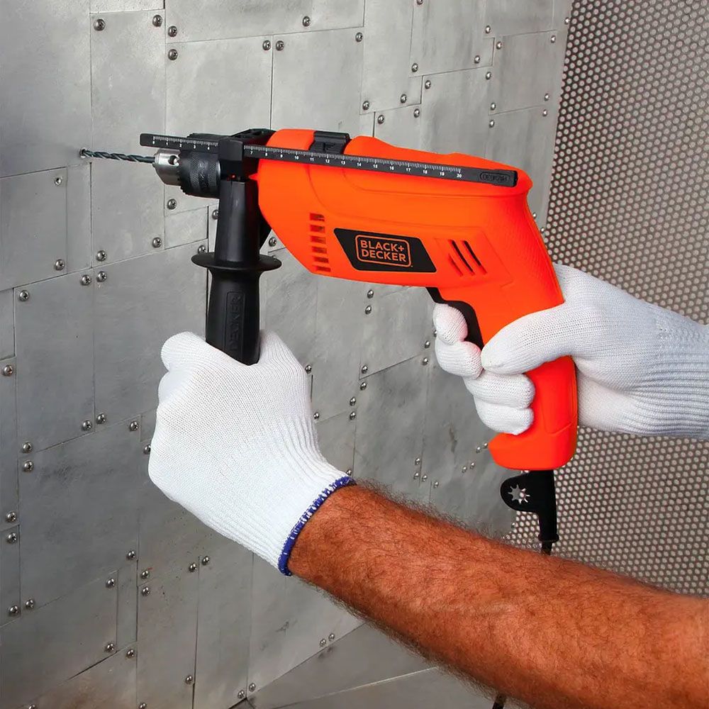 TALADRO PERCUTOR ELÉCTRICO DE 13MM BLACK+DECKER HD555 220V - 2