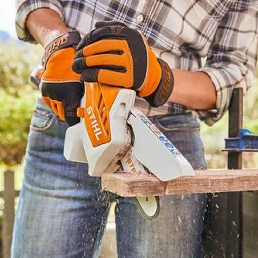 MINI MOTOSIERRA STIHL GTA 26 A BATERIA INCLUYE BOLSO - 2