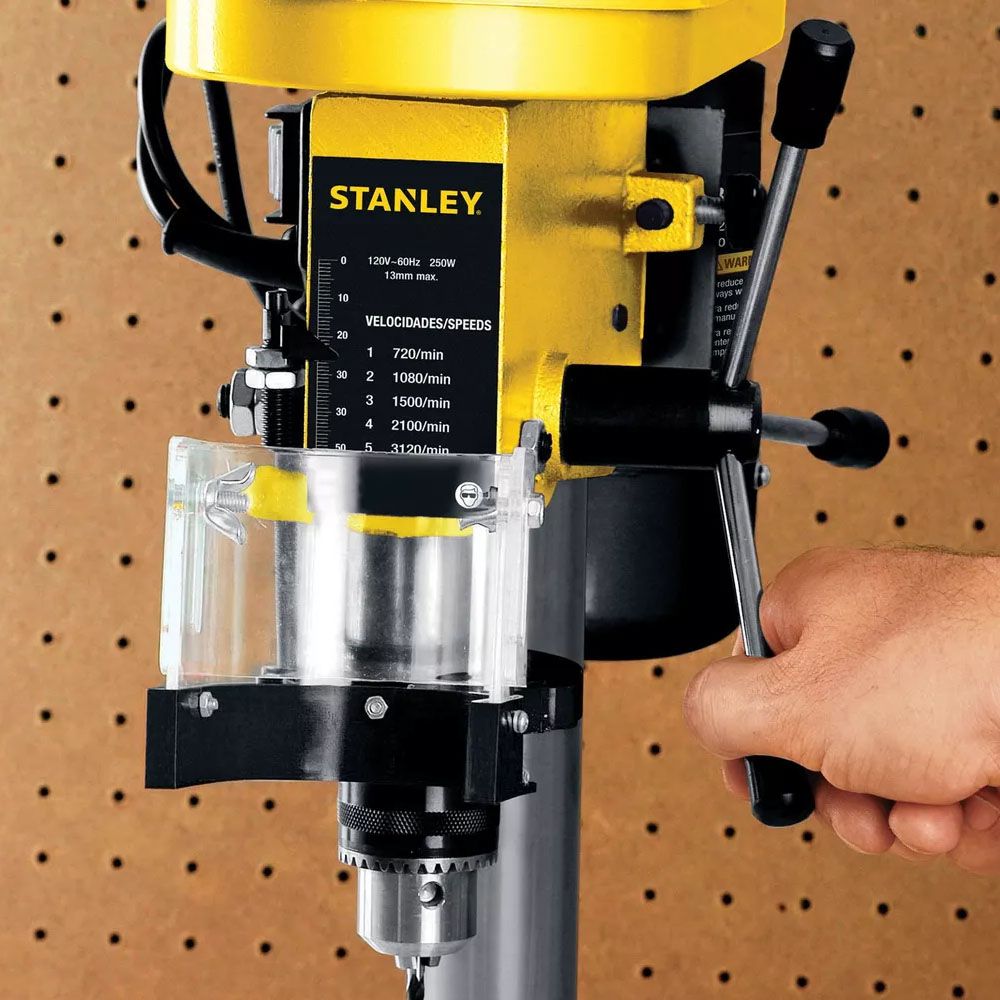 TALADRO DE PEDESTAL STANLEY 250W 1/3HP - 4
