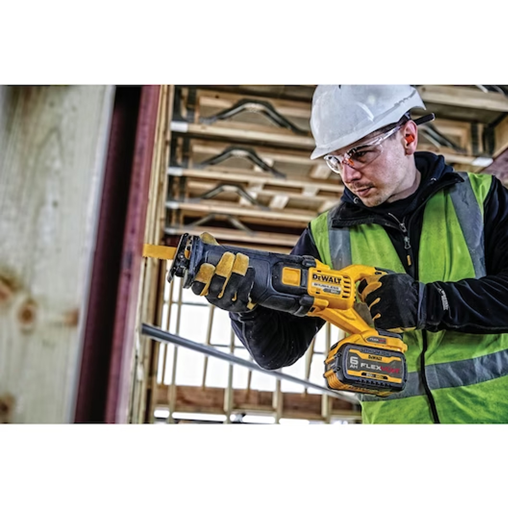 SIERRA SABLE INAL +2 BAT+ CARG+BOLSO 60V DEWALT DCS389T2-B2 - 6