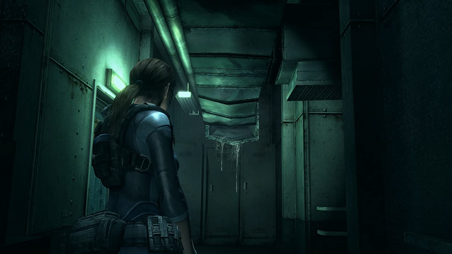 RESIDENT EVIL REVELATIONS - PS4 - 3