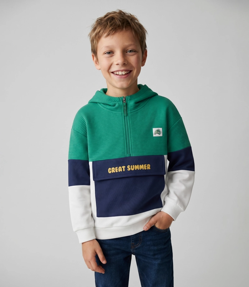 POLERON NIÑO CON GORRO B11091270124 VERDE BLACK AND BLUE - 3