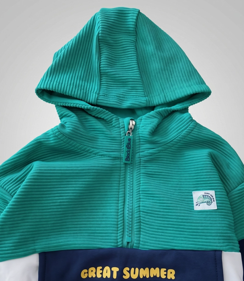 POLERON NIÑO CON GORRO B11091270124 VERDE BLACK AND BLUE - 5