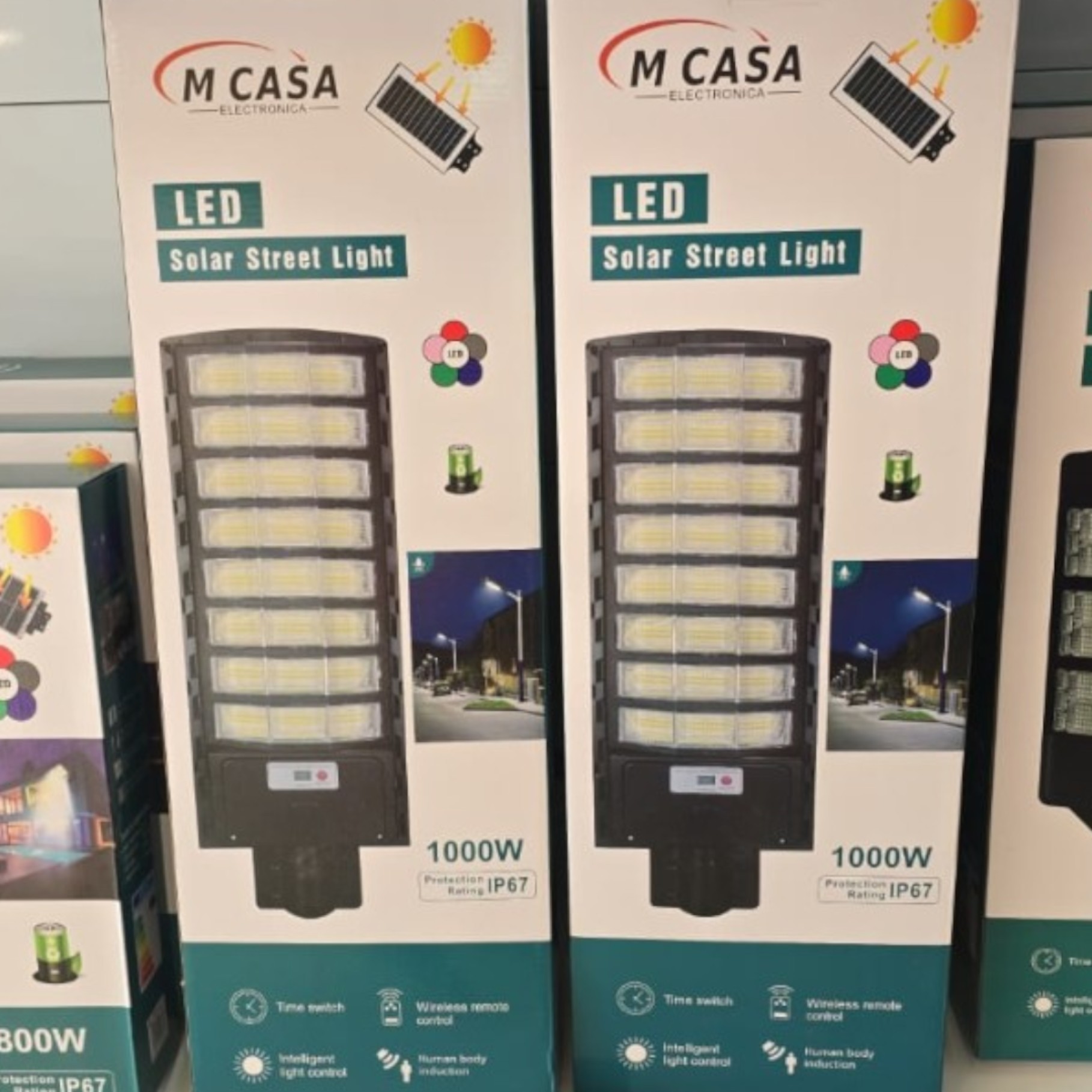 FOCO POSTE SOLAR 1000 WATT 24 PLACAS - 2